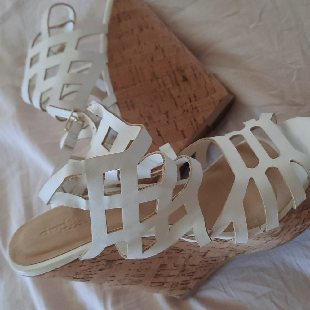 Charlotte ruise heals